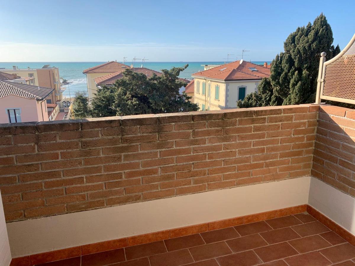 شقة Casa Myconis 68Mq A Due Passi Dal Mare Di سان فينتْشينسو المظهر الخارجي الصورة